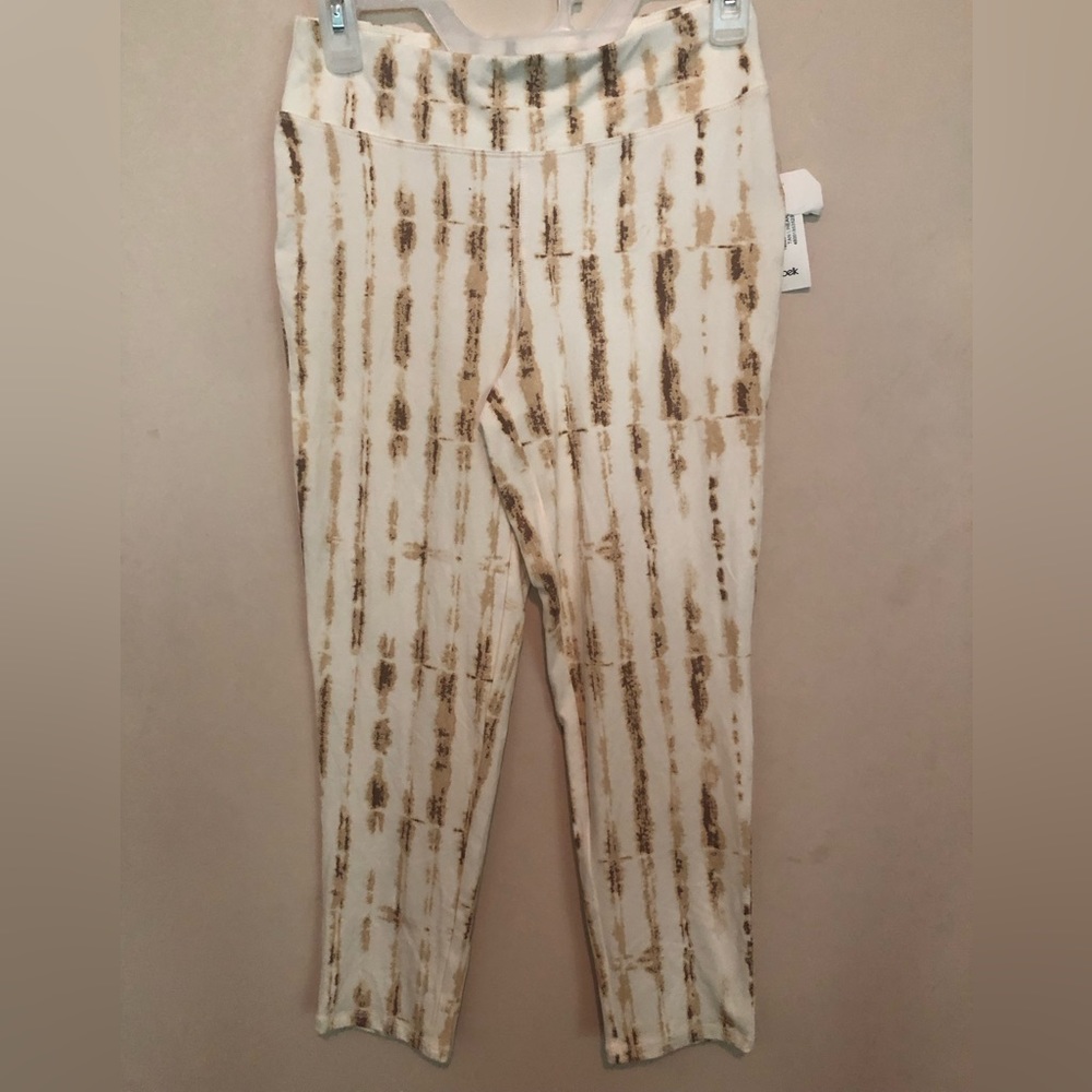 Wonderly by Belk size small leggings.